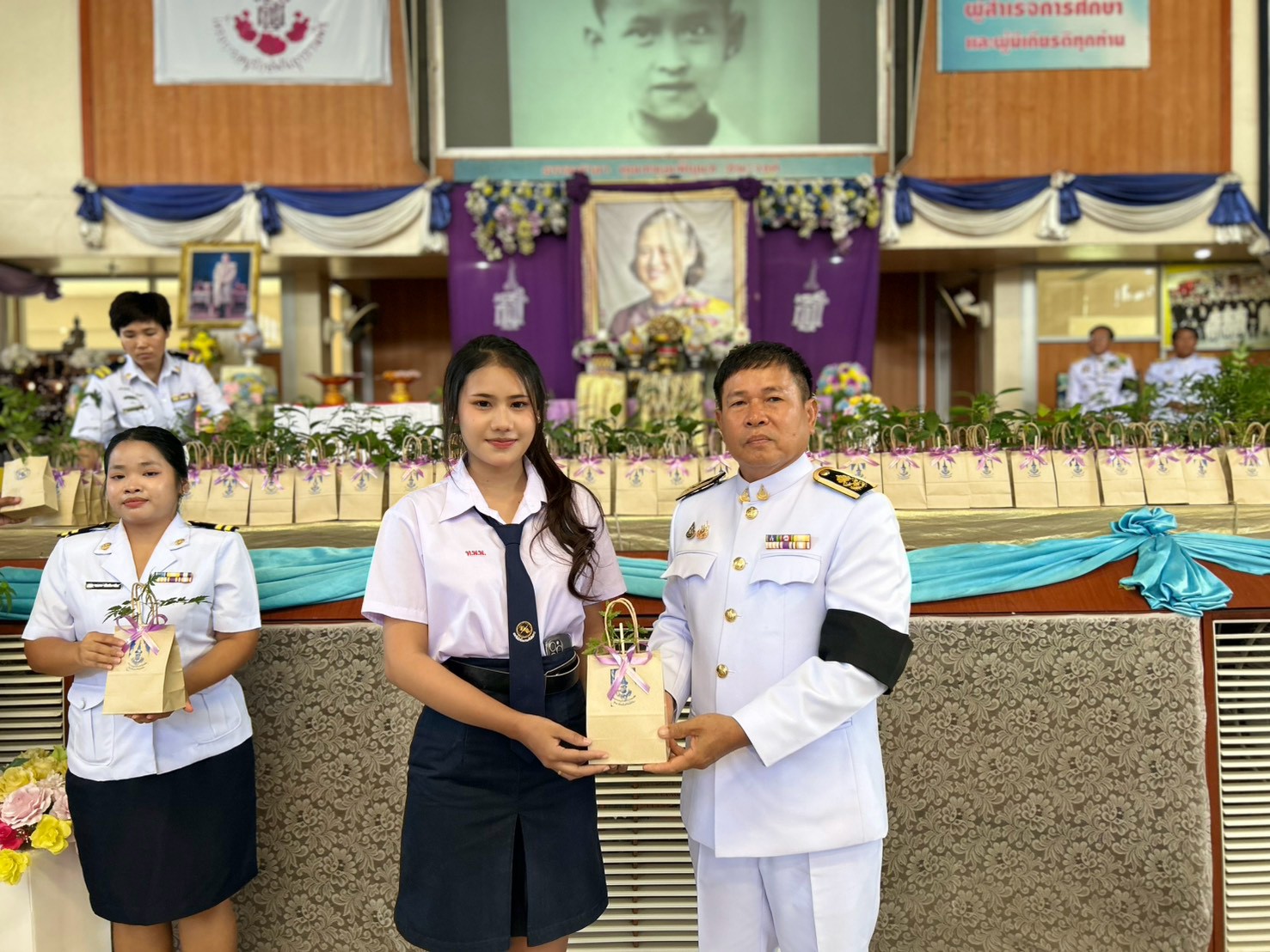 รูปกิจกรรมที่ 93